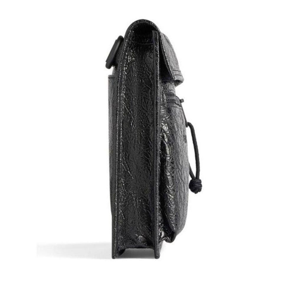 Explorer Small Strap Pouch - Picture 6 of 6